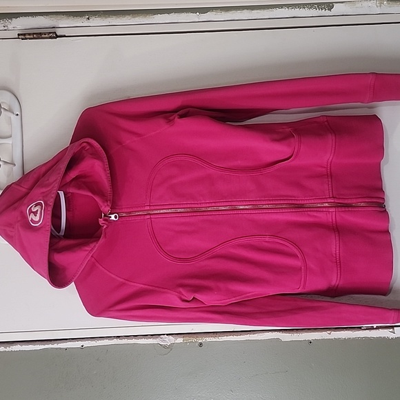 Pink Lululemon, zip up hoodie, Sz 6 - Picture 1 of 3